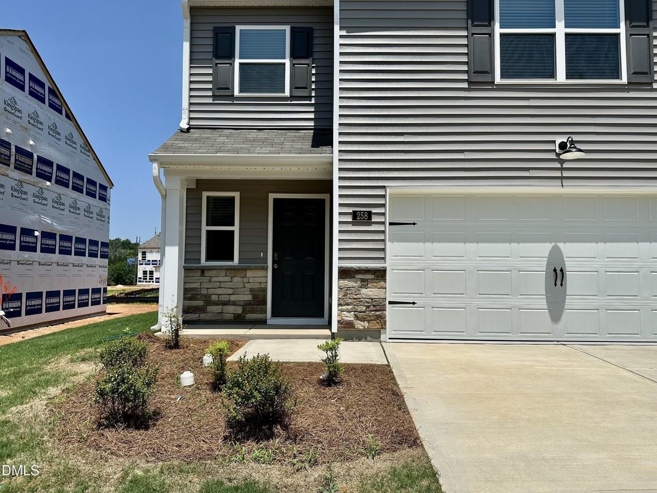 258 Bay Laurel Dr - Photo 2 of 31