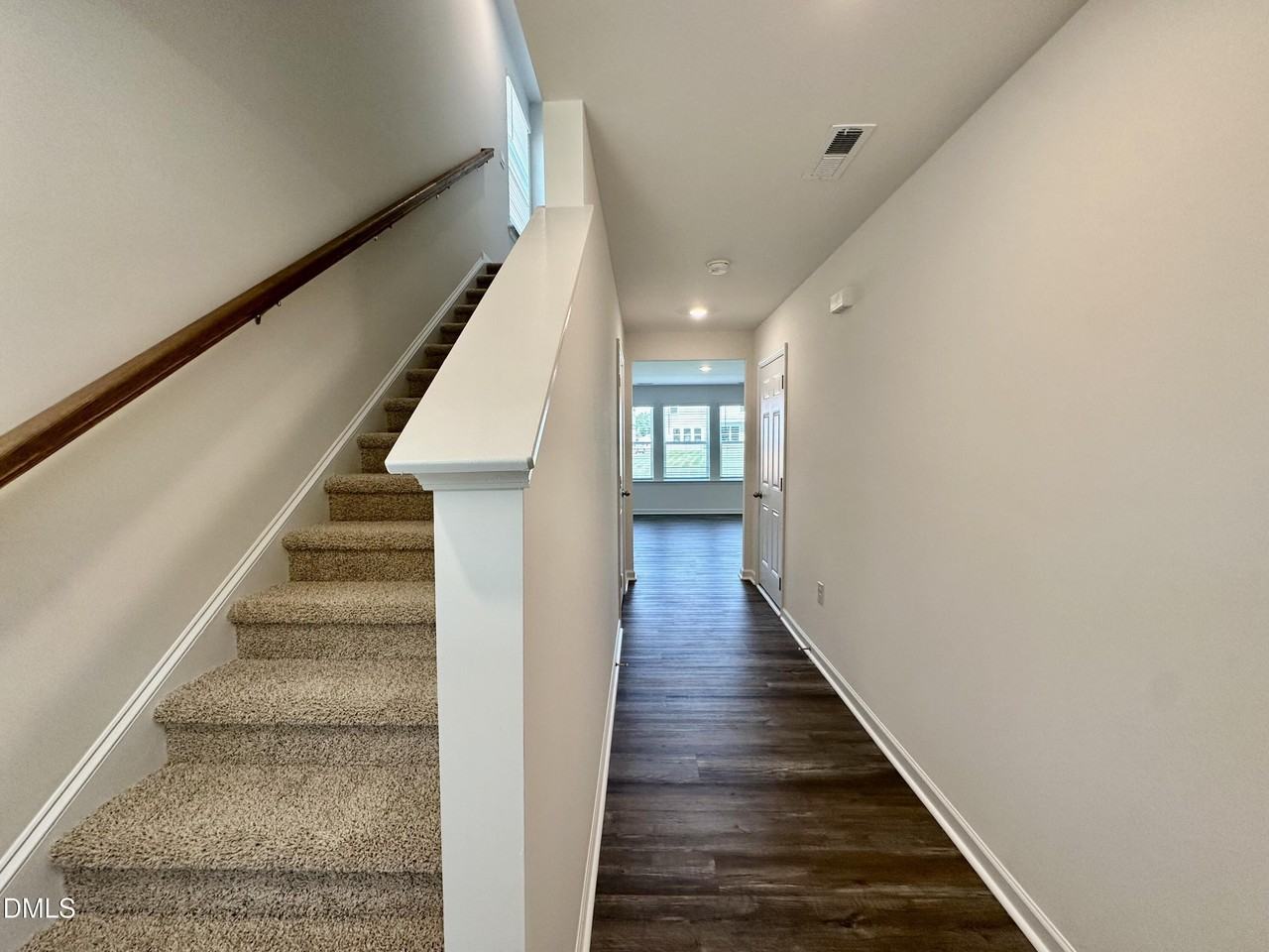 258 Bay Laurel Dr - Photo 3 of 31