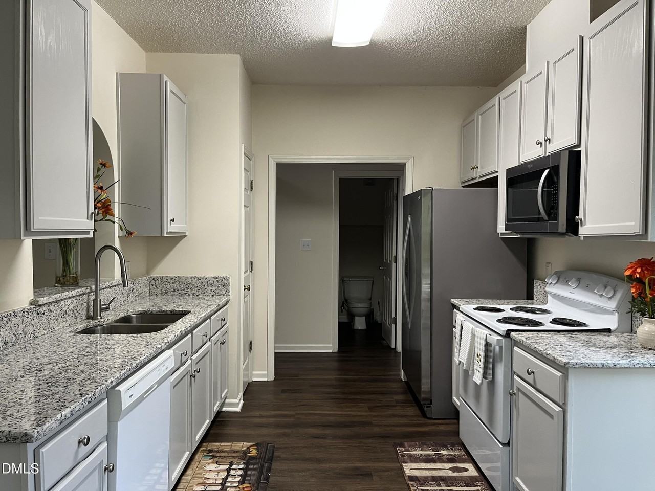 2604 Farlow Gap Ln - Photo 3 of 26