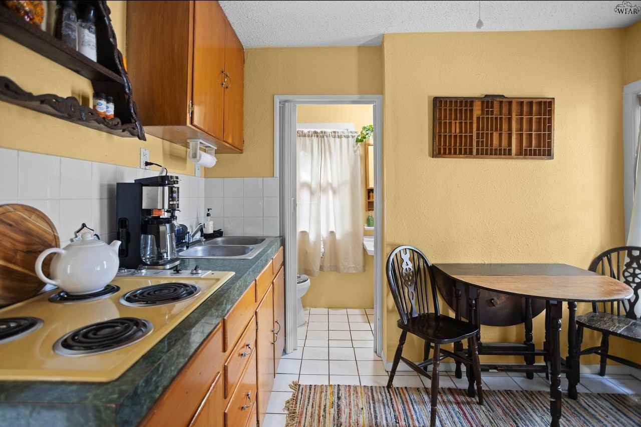 303 Morningside Dr #REAR - Photo 6 of 12