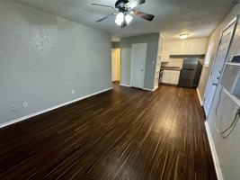 featured image of 1710 10th St #8