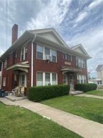 featured image of 271 Center Ave #2