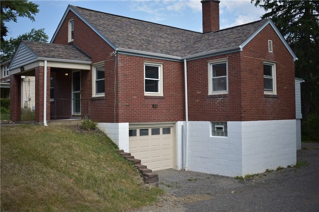 905 Burchfield Rd - Photo 4 of 35