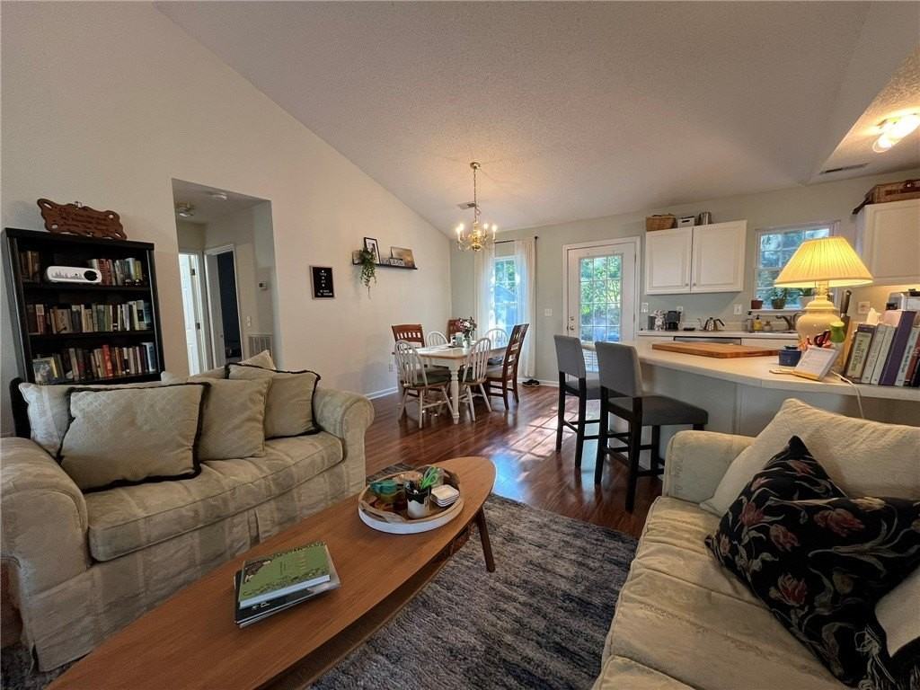 116 Arbors Ct - Photo 3 of 27