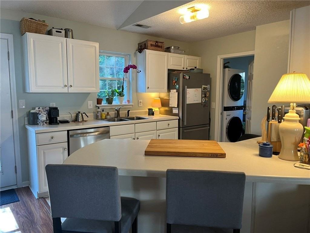 116 Arbors Ct - Photo 6 of 27