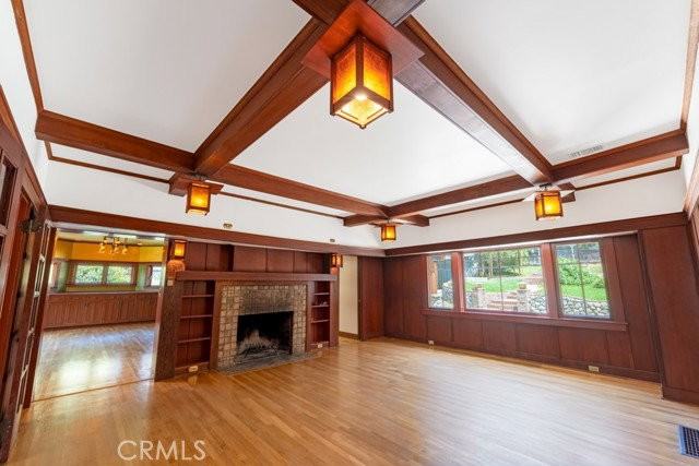 89 E Alegria Ave - Photo 2 of 8