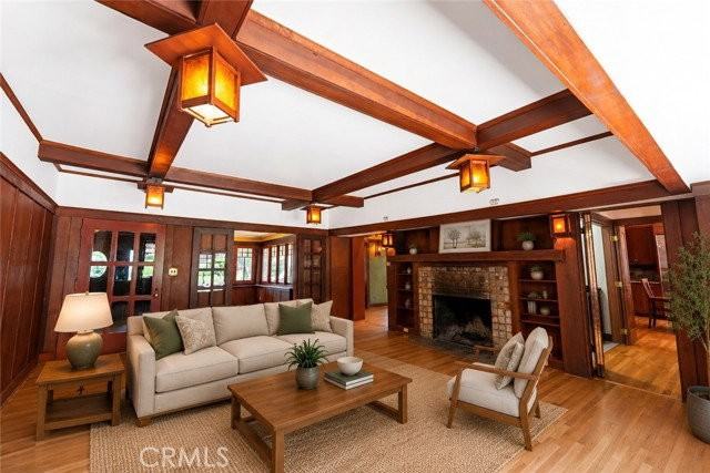 89 E Alegria Ave - Photo 6 of 8