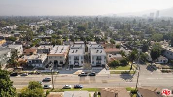 featured image of 5114 Cahuenga Blvd #3