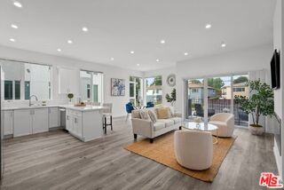 5114 Cahuenga Blvd #3 - Photo 6 of 8