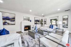 featured image of 344 S Camden Dr