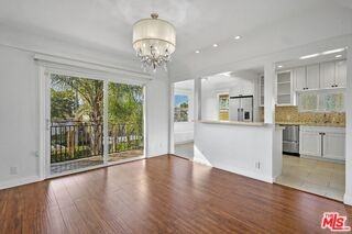 6113 Cashio St - Photo 4 of 8