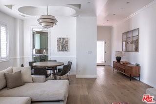 8655 Hillside Ave - Photo 4 of 8