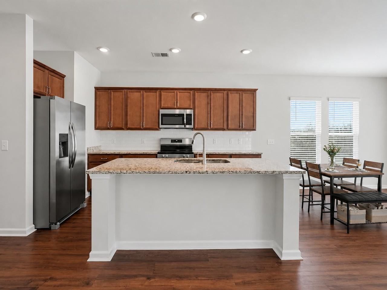 Cantata Cir - Photo 3 of 4
