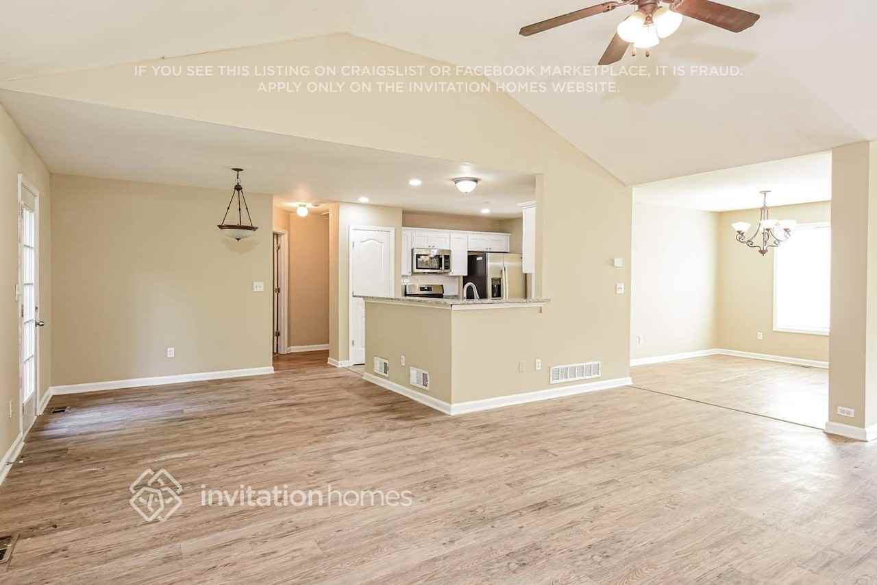 186 Sandstone Pl - Photo 6 of 19