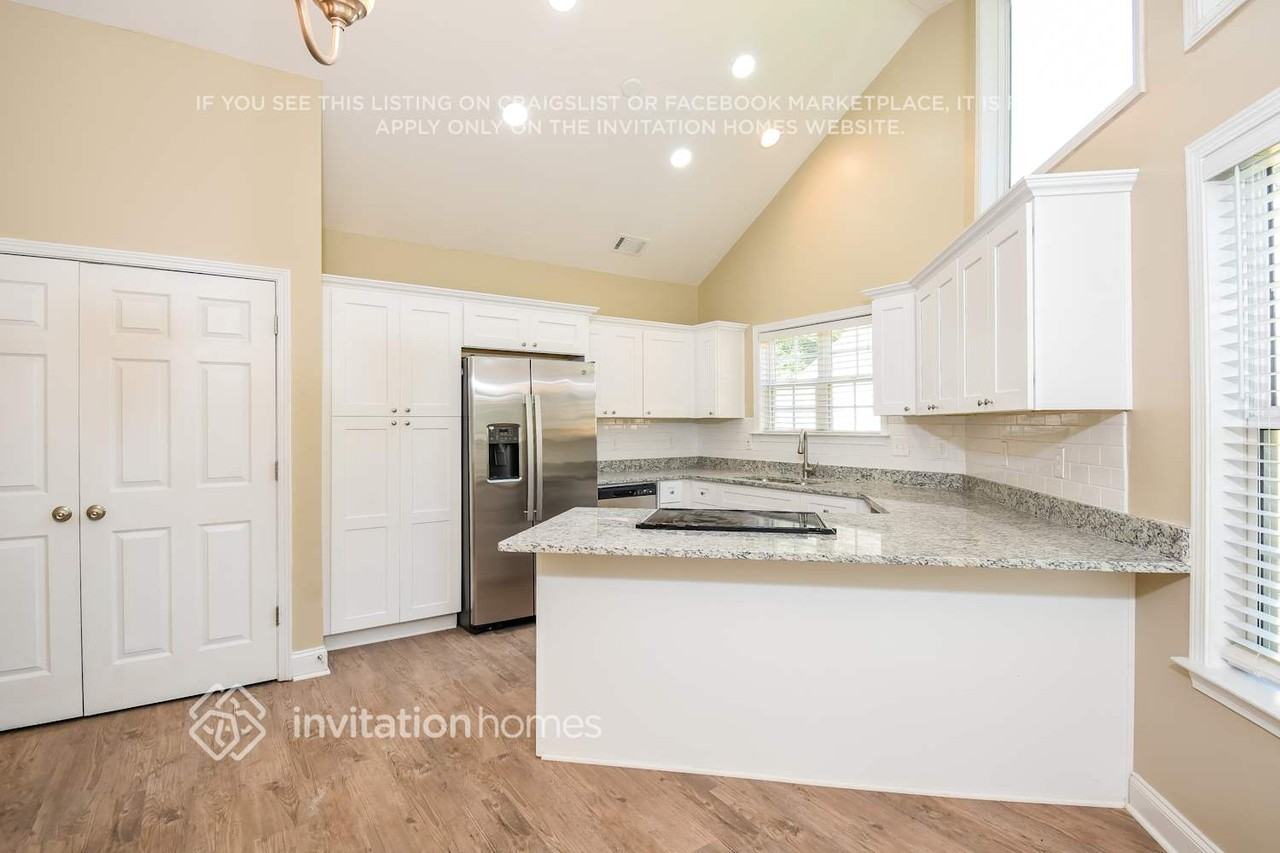 475 Hunnicutt Rd Se - Photo 7 of 18