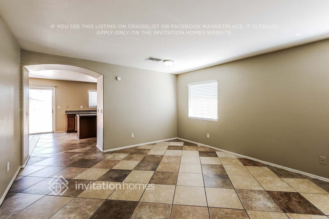 6040 W Wood St - Photo 5 of 18