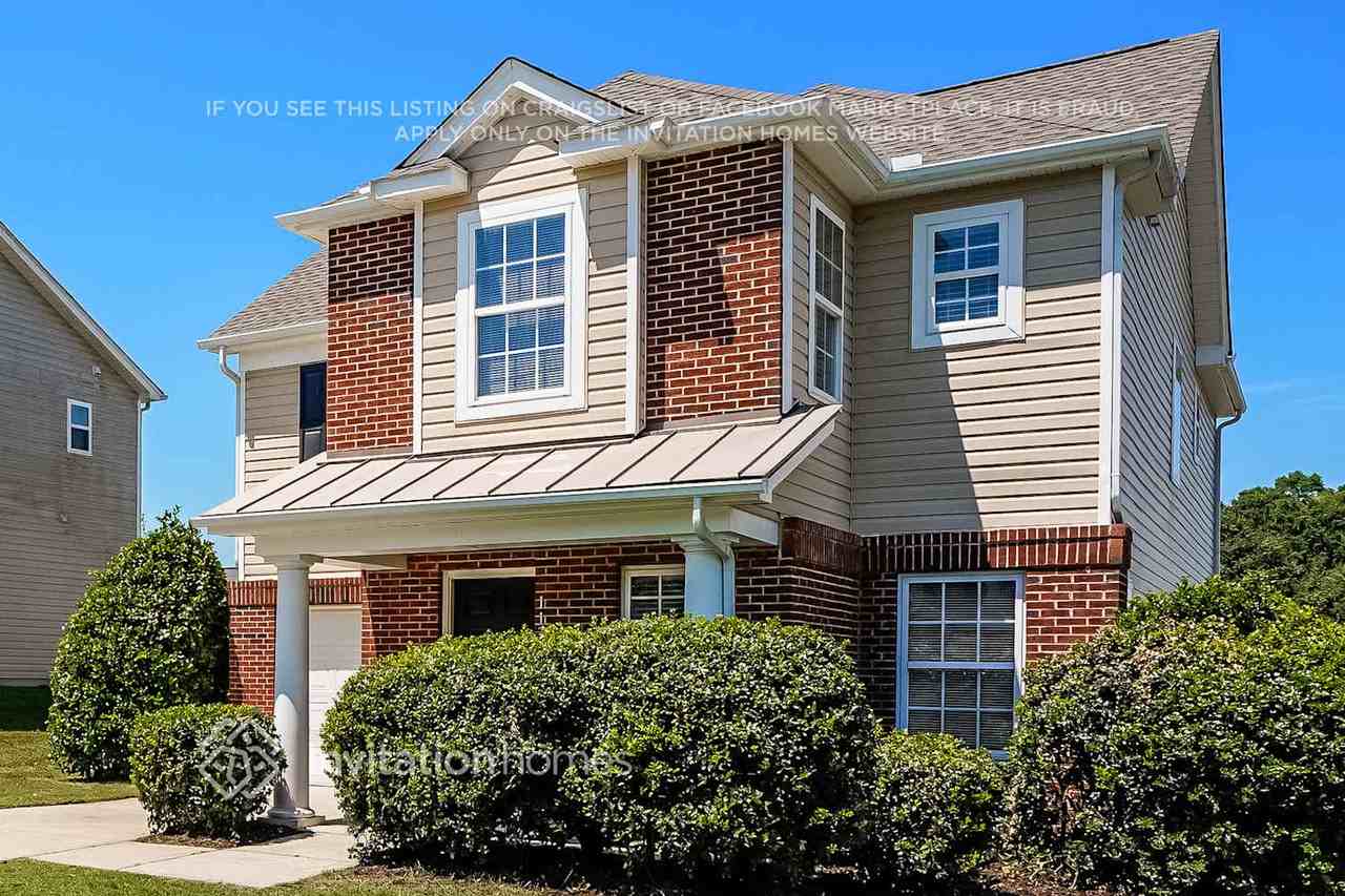 1136 Tellis Dr - Photo 4 of 18