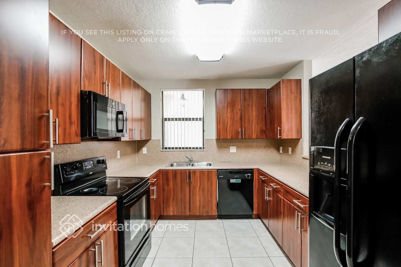 8920 Sw 228th Ln - Photo 5 of 20