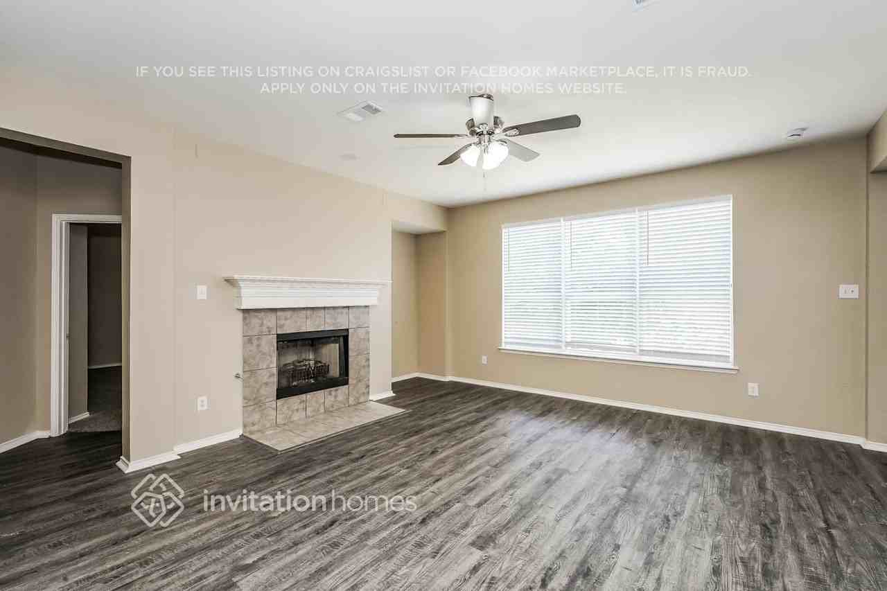 7017 Riverchase Trl - Photo 4 of 18