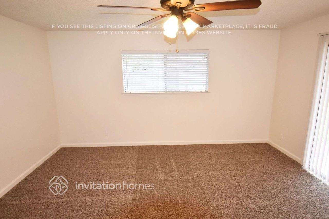 5608 Coronado Way - Photo 6 of 9