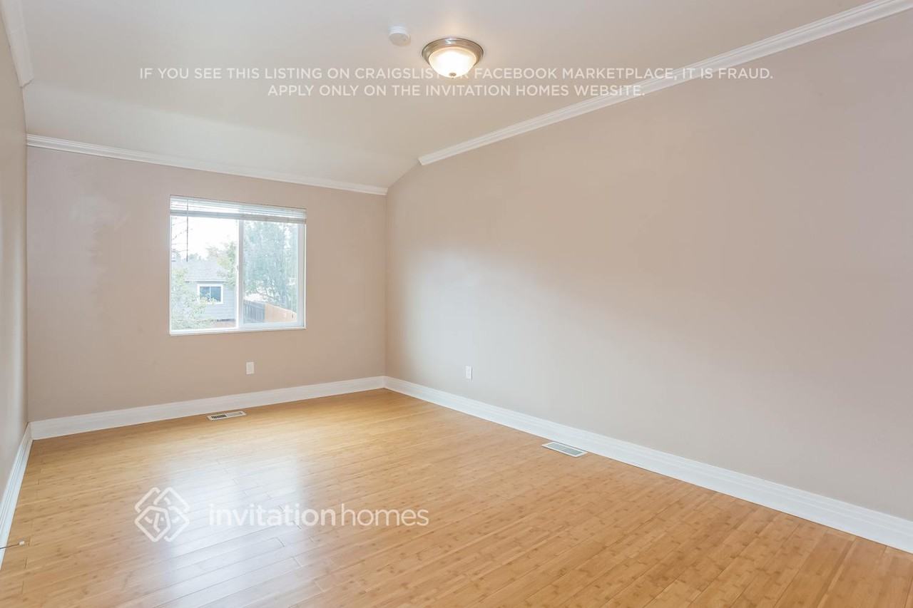 4817 S Pitkin Way - Photo 7 of 15