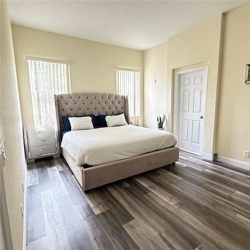 1006 Sunflower Cir - Photo 3 of 7