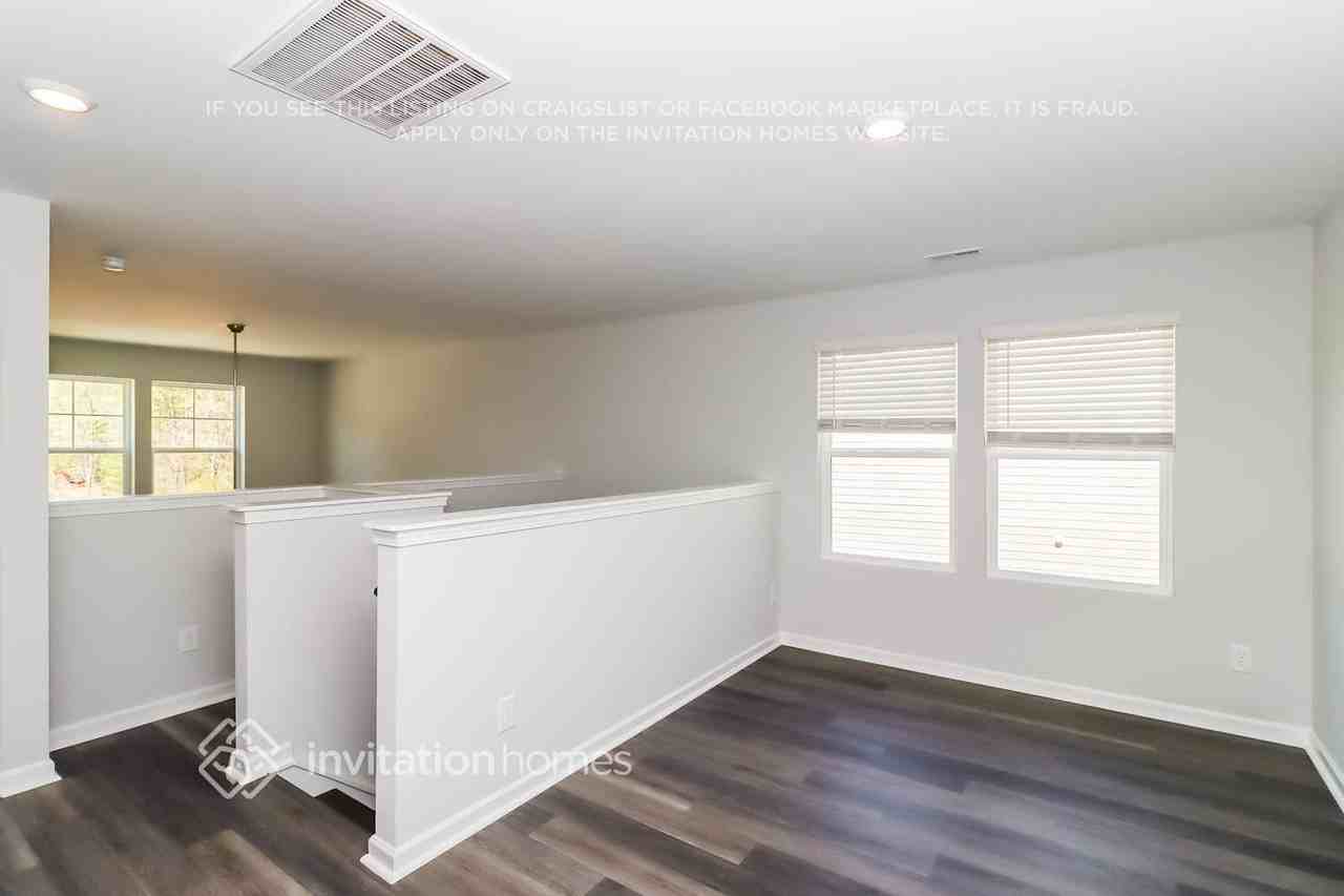 1827 Commerce Dr - Photo 6 of 15