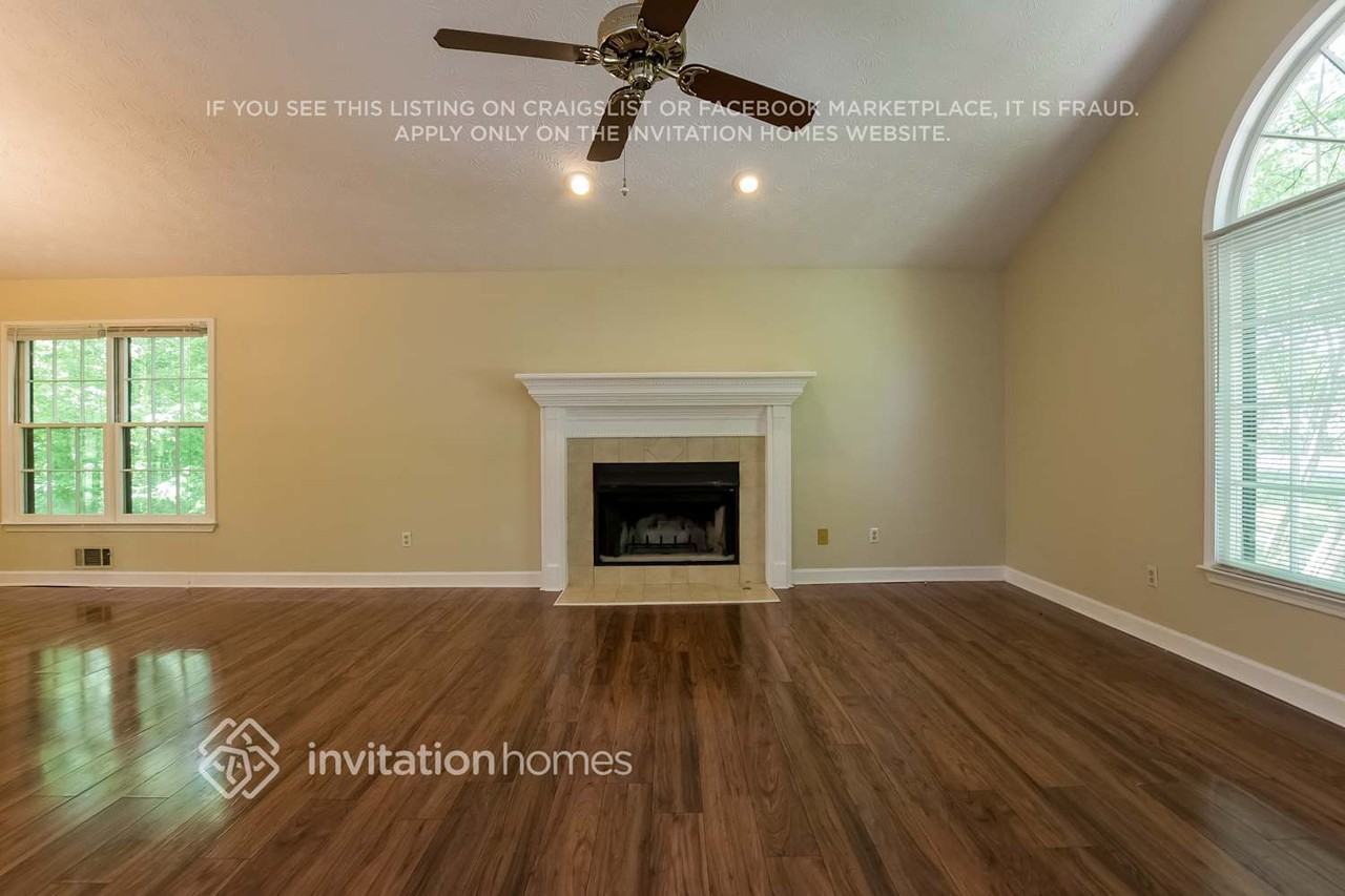 2 Indian Lake Ct - Photo 3 of 20