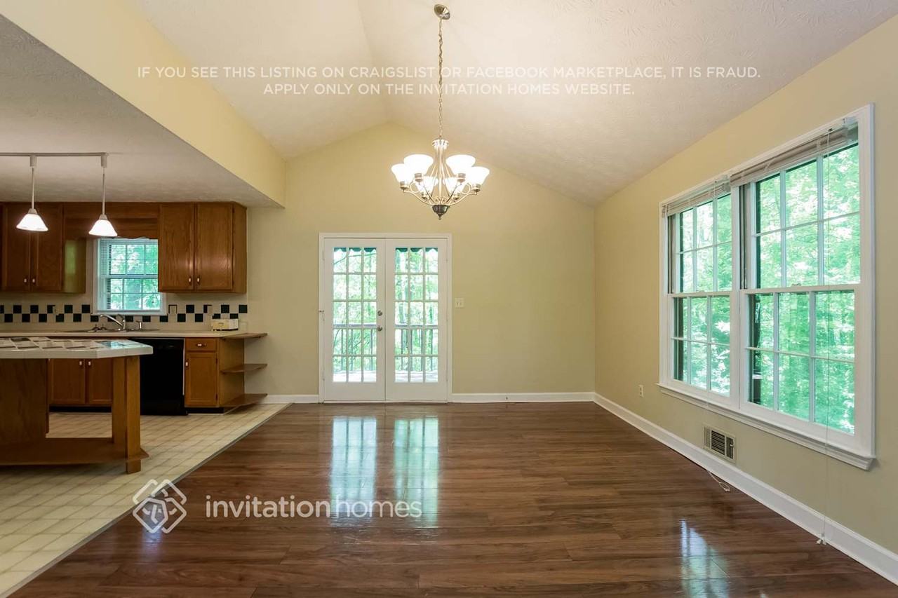 2 Indian Lake Ct - Photo 5 of 20