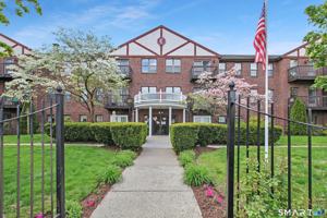 featured image of 47 Highland St