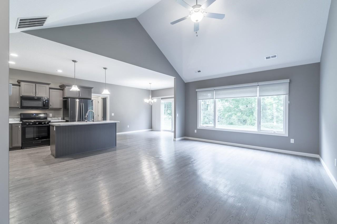 2128 Freestone Pl - Photo 3 of 30