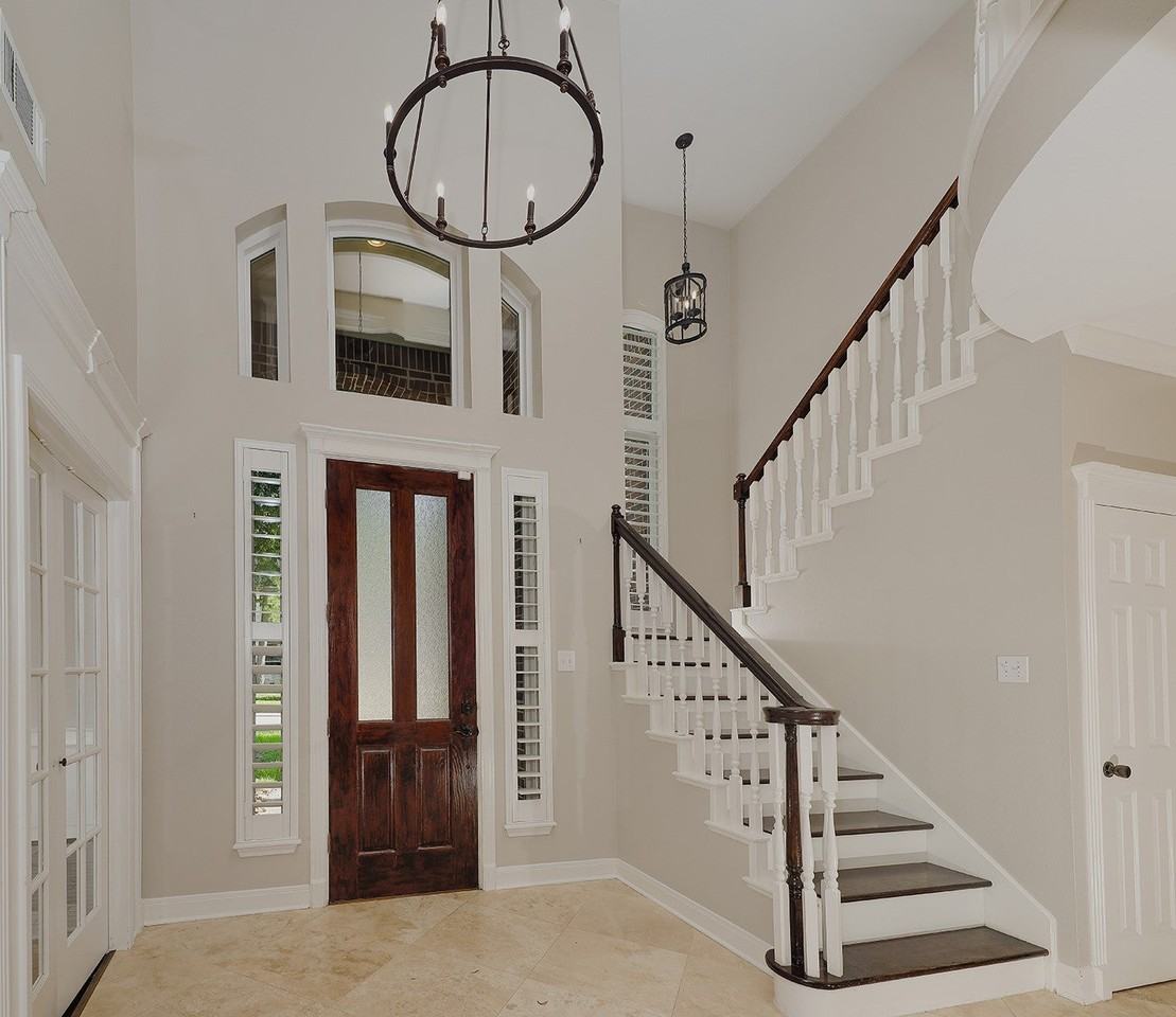 2 Silverstrand Pl - Photo 5 of 34