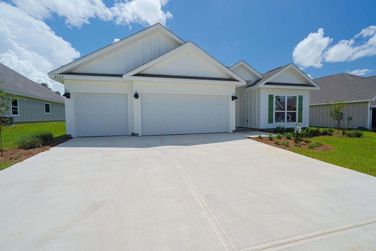 2425 Dakota Way - Photo 2 of 43