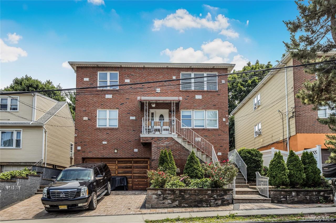 36 Coolidge Ave