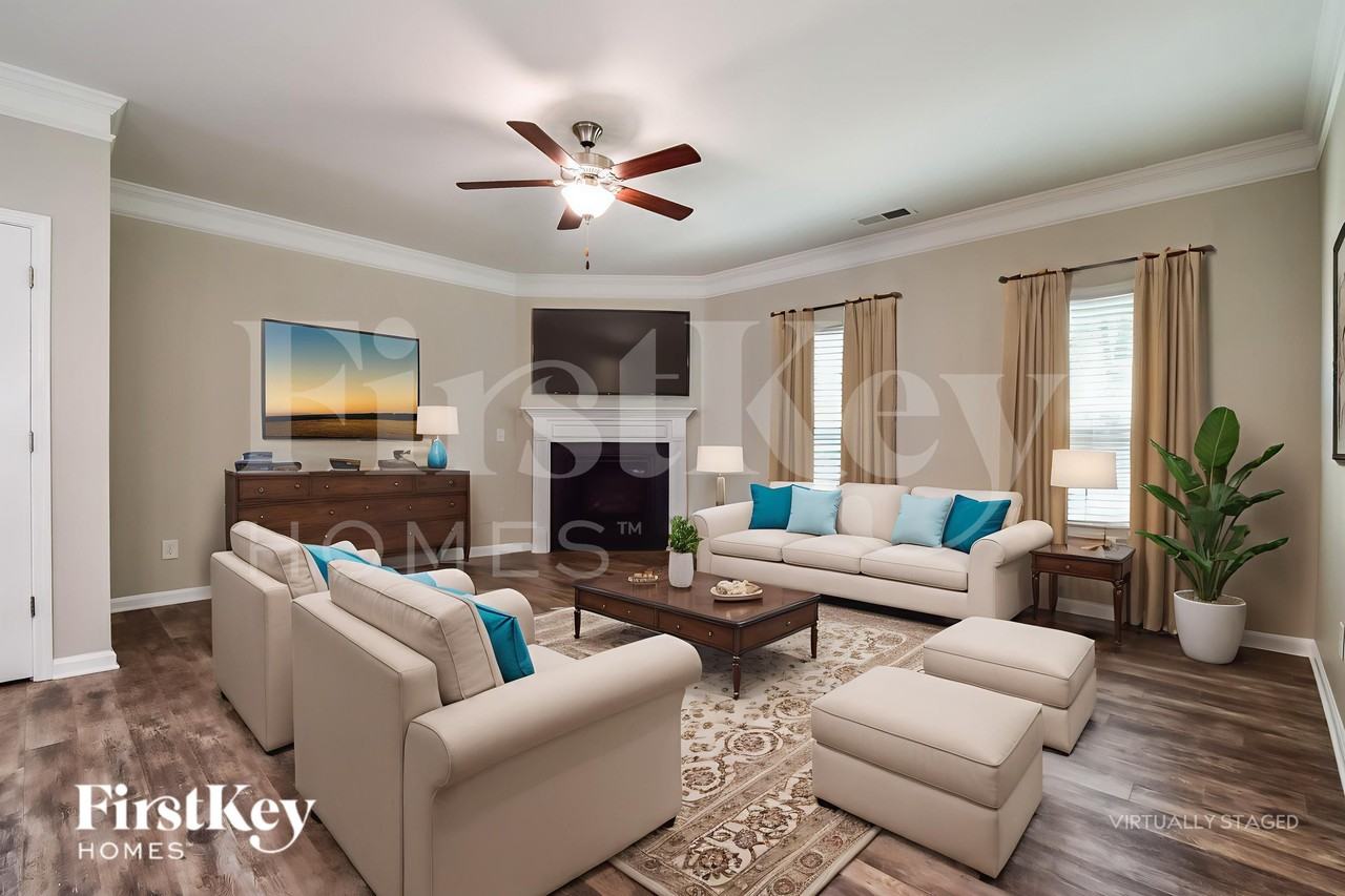 230 Hickory Commons Way - Photo 3 of 19