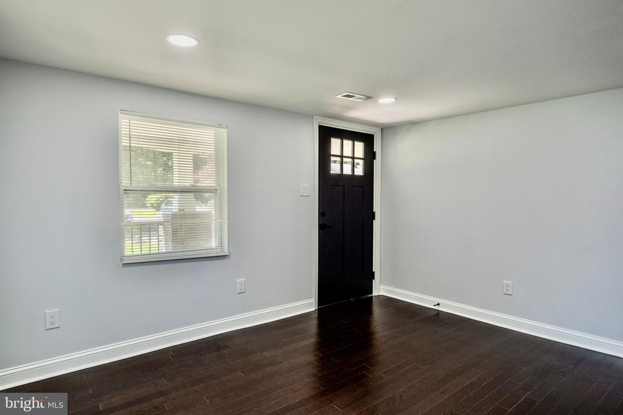 48540 Mattapany Rd - Photo 2 of 17