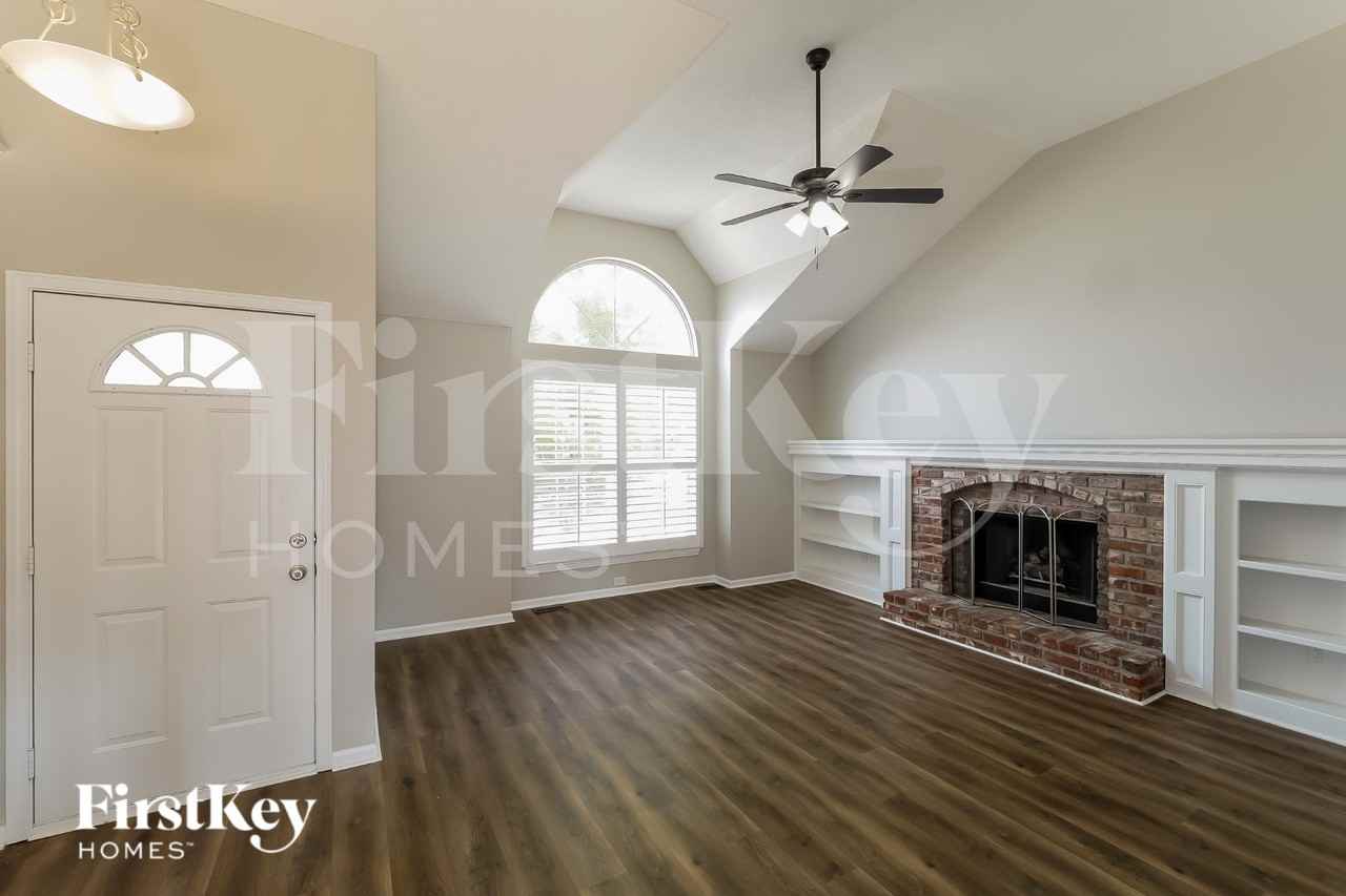15049 W 145th St - Photo 3 of 15