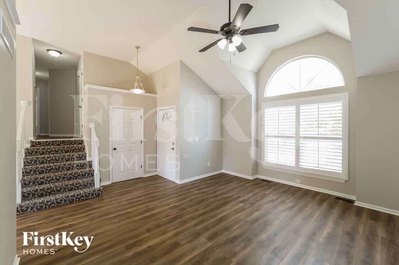 15049 W 145th St - Photo 4 of 15