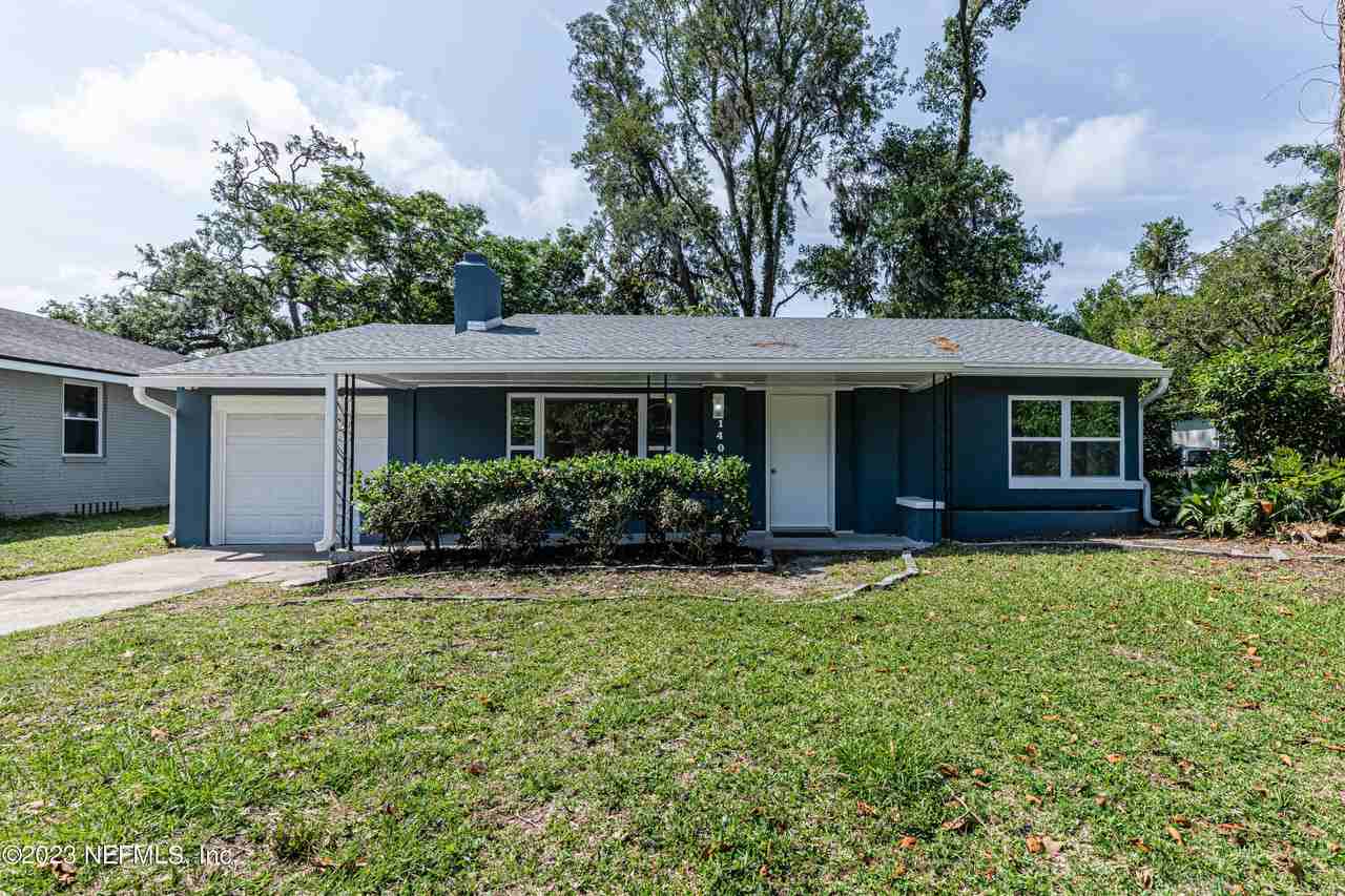 1404 Jean Ct