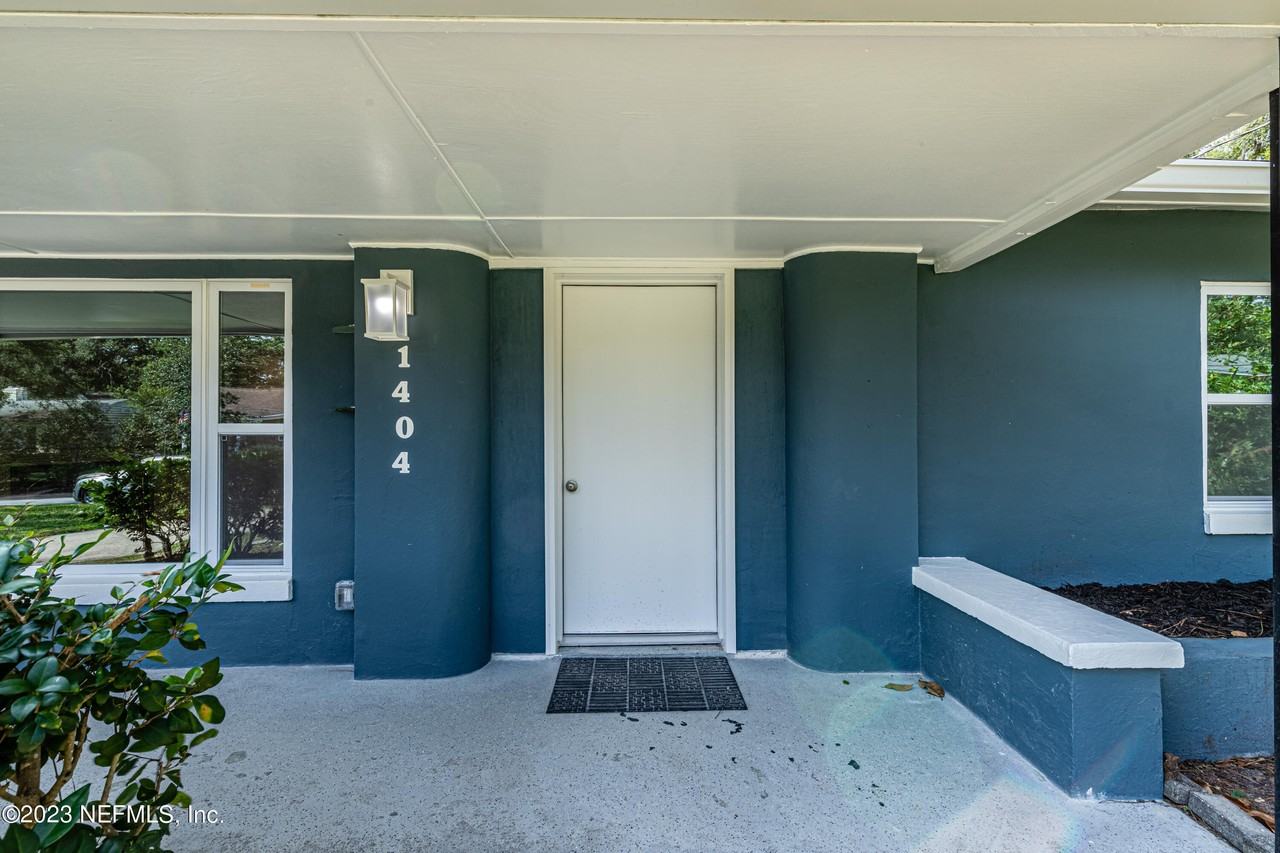 1404 Jean Ct - Photo 3 of 23
