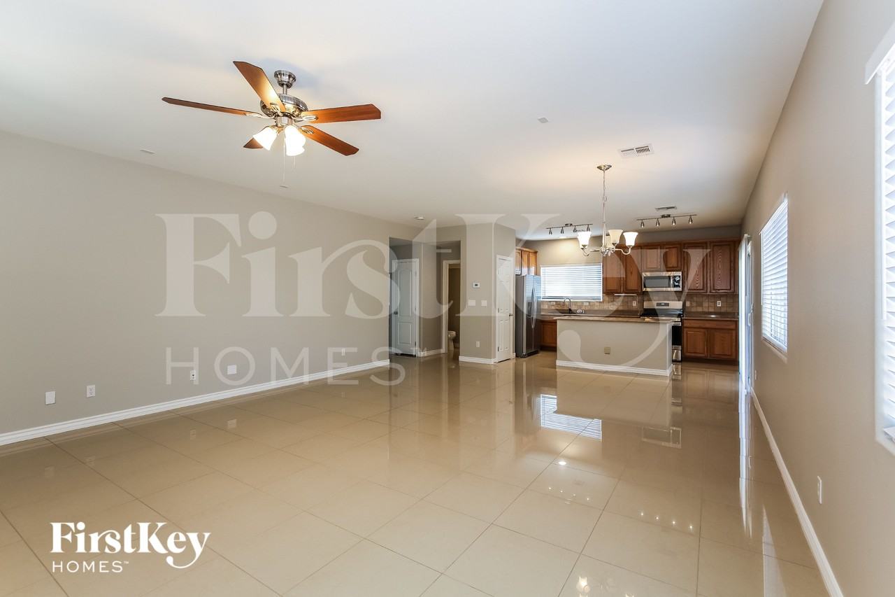 6605 Mccarran St - Photo 6 of 15