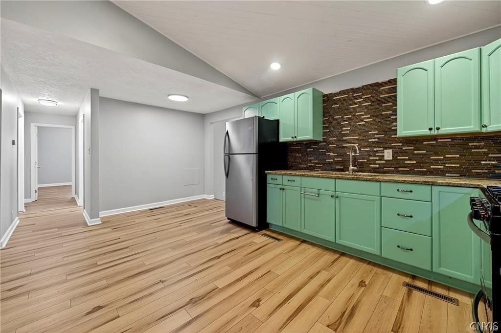 9541 Horseshoe Island Rd - Photo 3 of 19