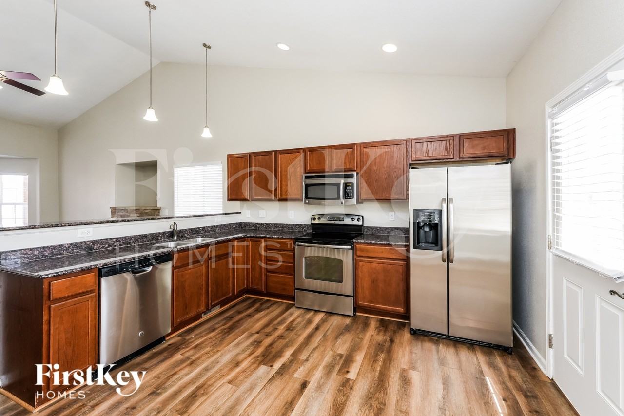8353 Freestar Way - Photo 5 of 16