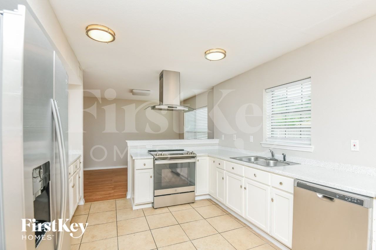 7700 Castillo Rd - Photo 6 of 16