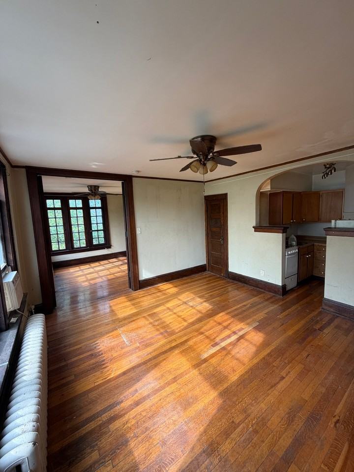 811 16th St #6 - Photo 7 of 10
