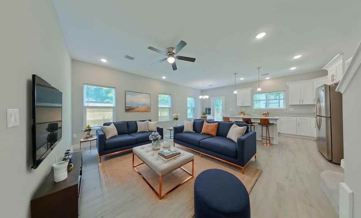 847 Jonleen Dr - Photo 3 of 16