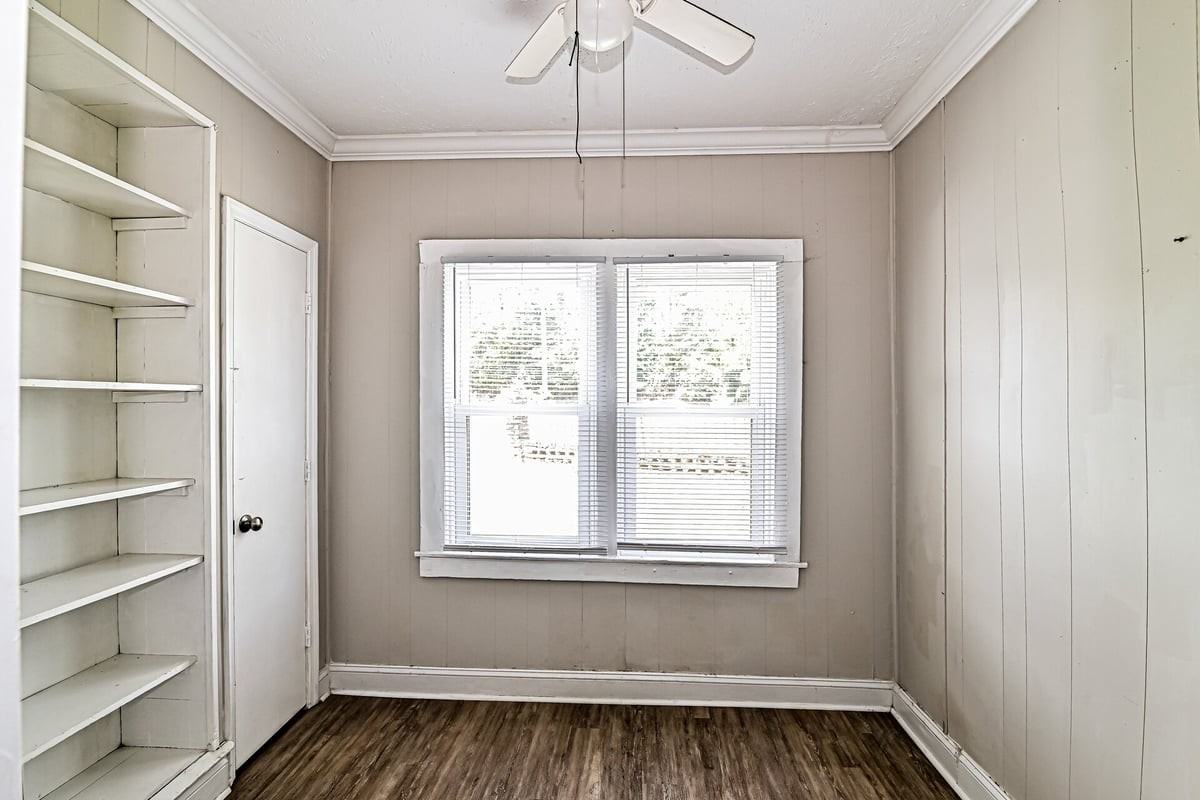 5224 Ridgeway St - Photo 6 of 16