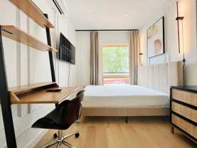 Private Bedroom in 7 Bedroom/4 Bathroom Home - Photo 1 of 1