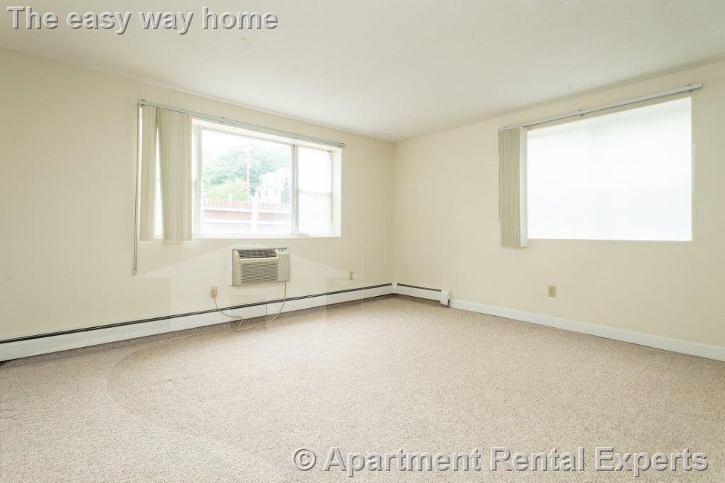 162 Summer St #11 - Photo 7 of 8