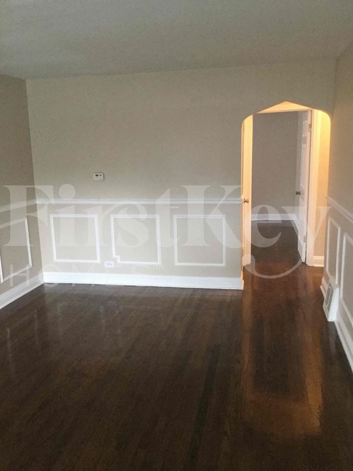 8044 S Maplewood Ave - Photo 3 of 20